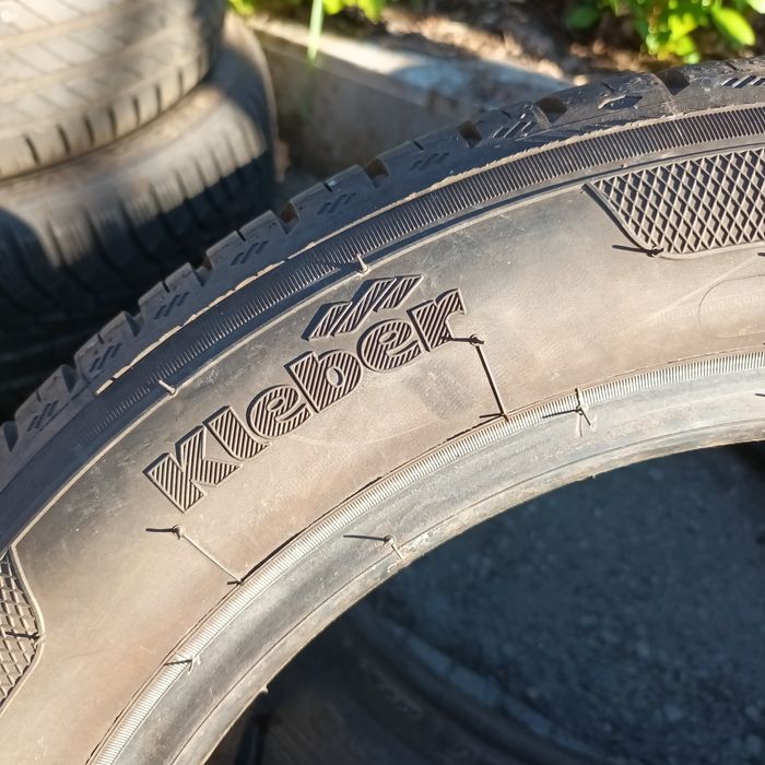 Гуми: 225/50 R18  1бр.- 195/55 R16 1бр.