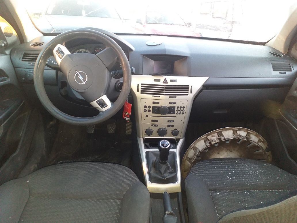 Opel Astra 1.3 на части