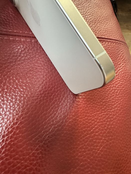 Iphone 15 PRO, 256 GB, бял + калъф
