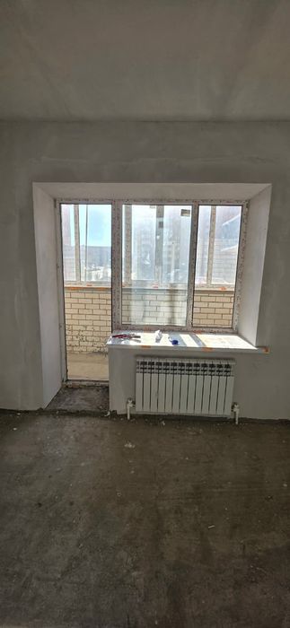 Срочно продаётся пластиковые окна с дверью