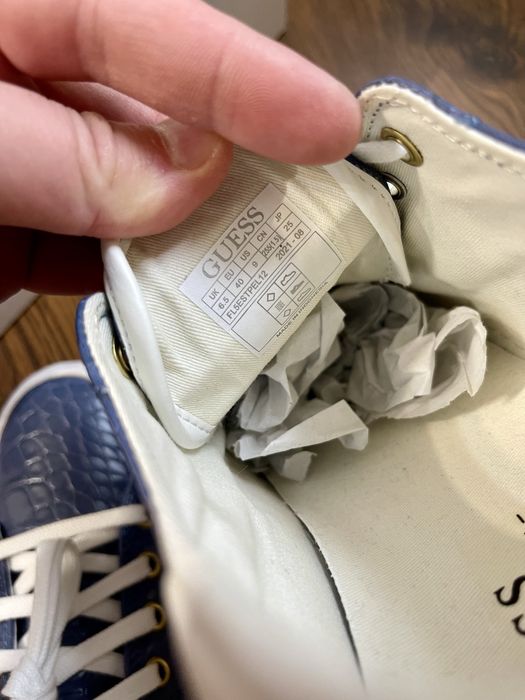Adidasi / Sneakers Guess Ester
