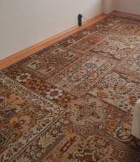 Персийски килим-