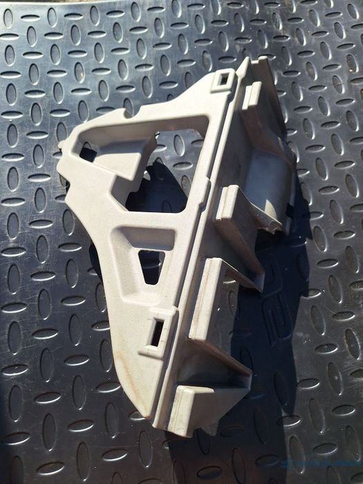 Ornament portbagaj dreapta TOYOTA PRIUS _W3_ 2008 - > Plug-in Hybrid 2ZR-FXE 58427-47050