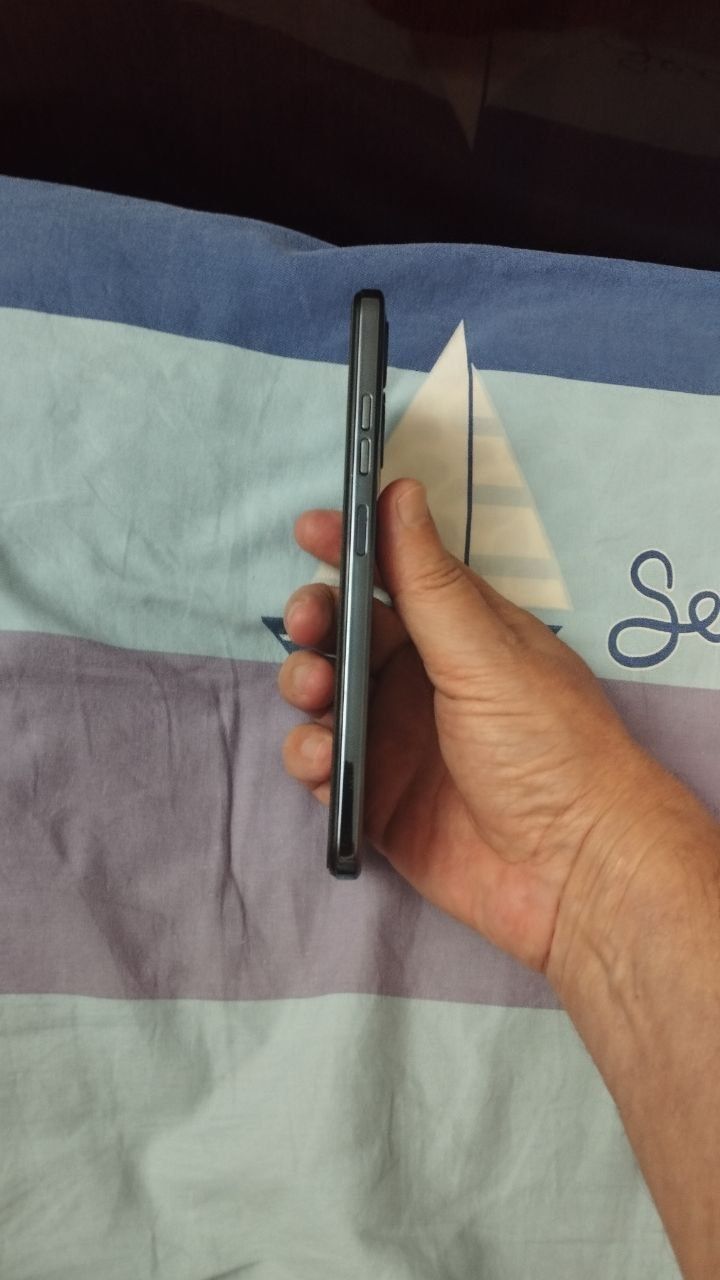 Srochna Sotiladi Tecno Spark 10C 8/128Gb 4G Original Xolati yaxshi