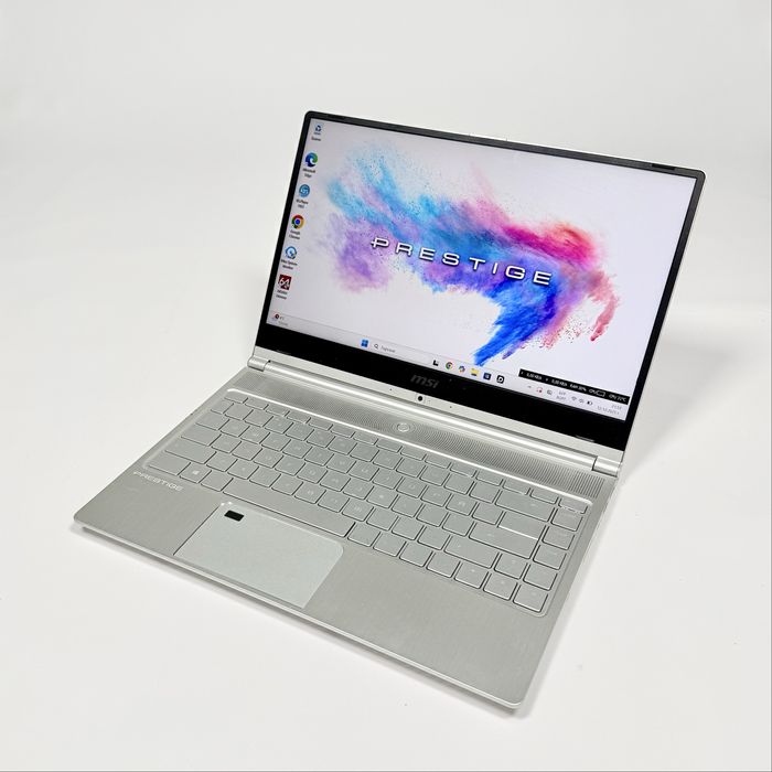 MSI Prestige 14/i7-8550U/GTX 1050 Max Q/16GB/256GB/IPS/Подсветка