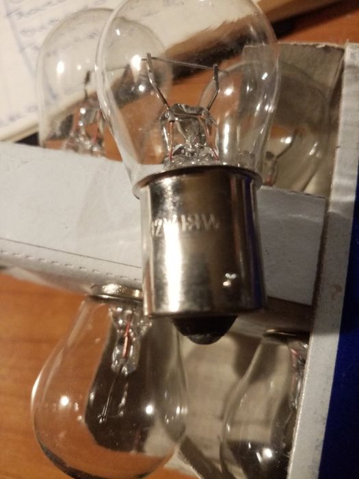 Автомобилни крушки