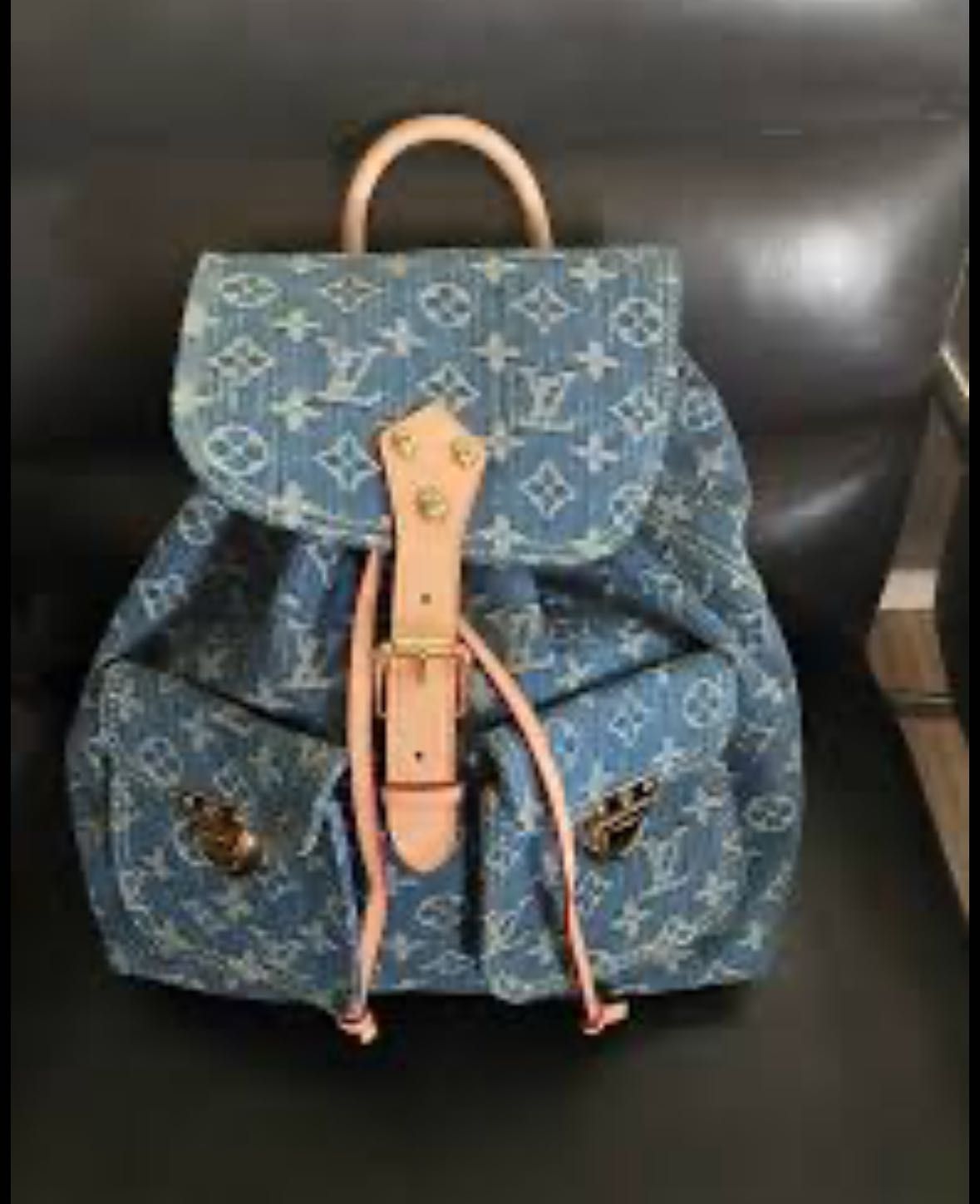 Раница Louis Vuitton нова