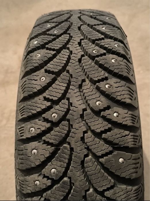 Срочно продам зимнию  резину 185/70/р14