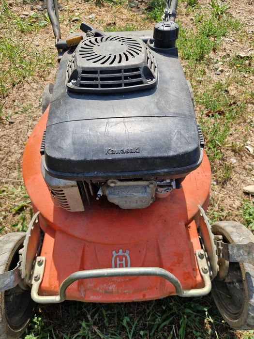 Masina de Tuns gazon Husqvarna Fj180v