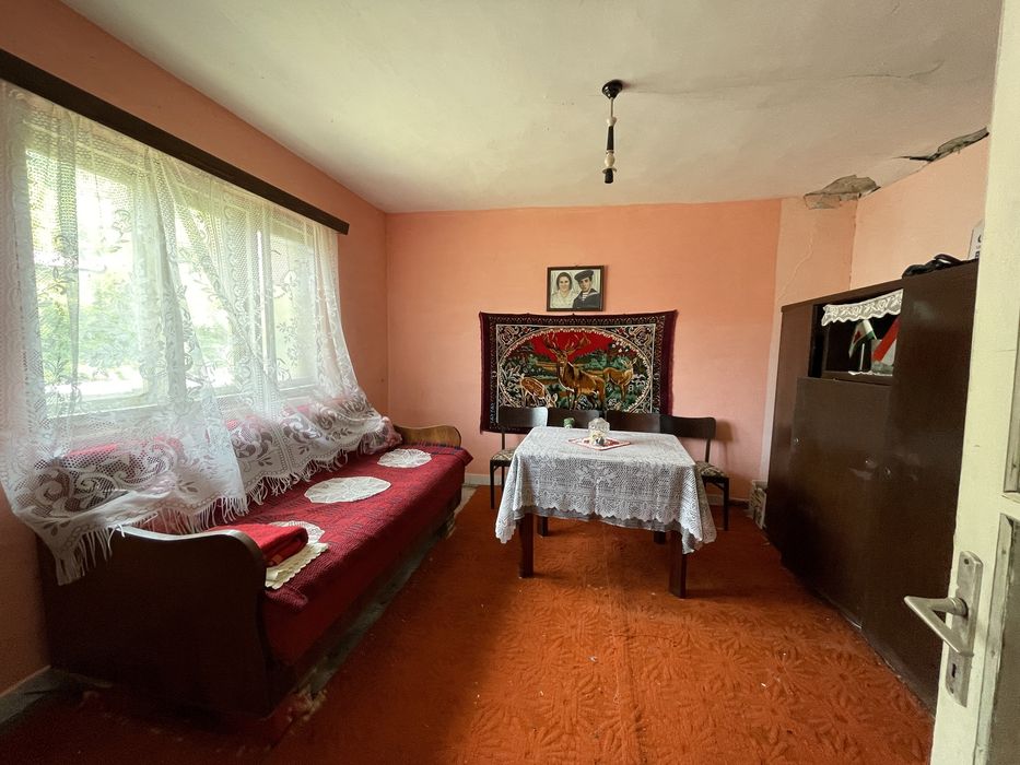 Casa la tara + teren 14arii