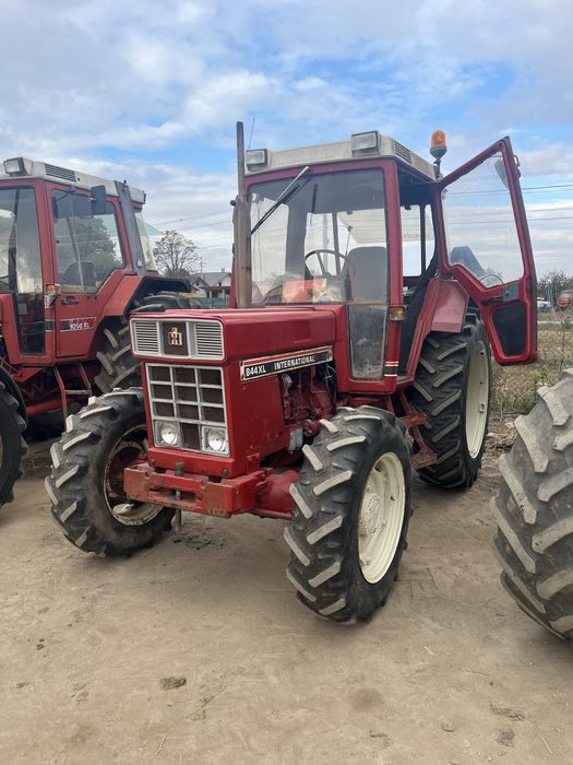 Tractor International Case 1056 XL