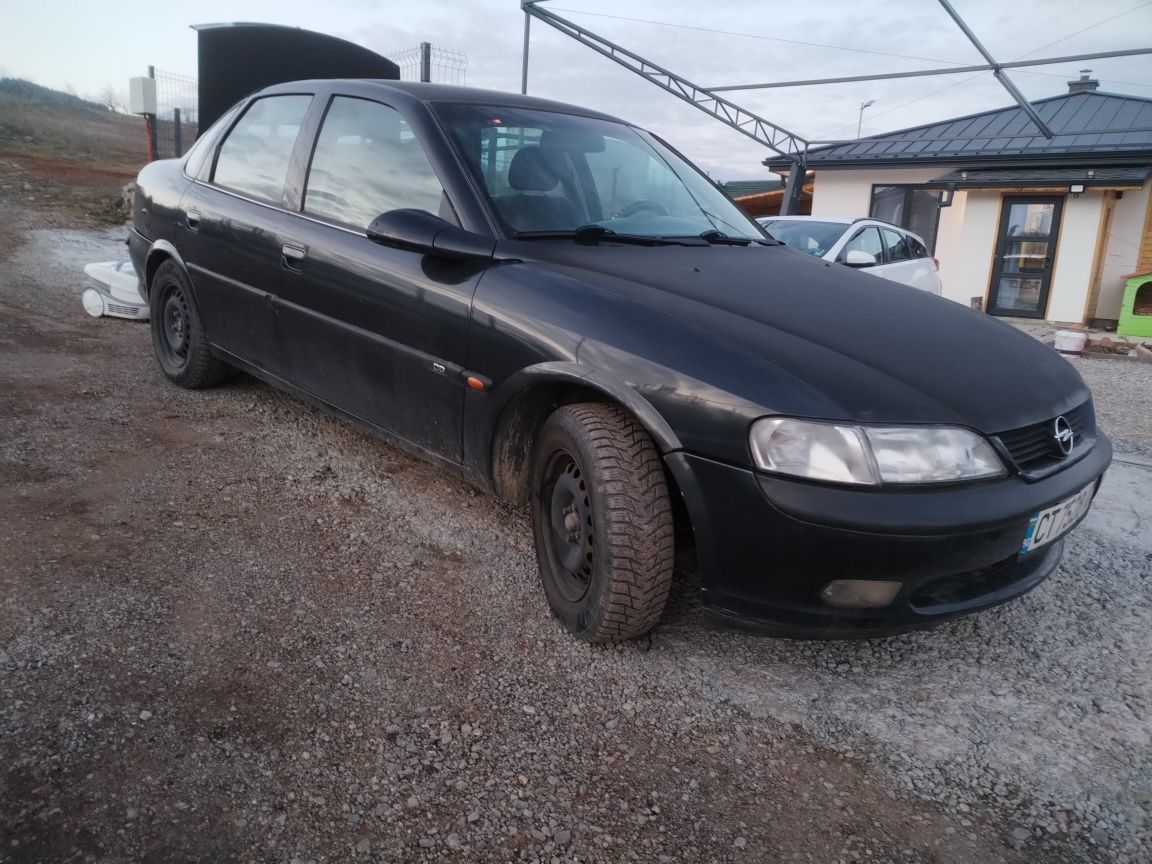 Опел Вектра 1.8 газ/бензин