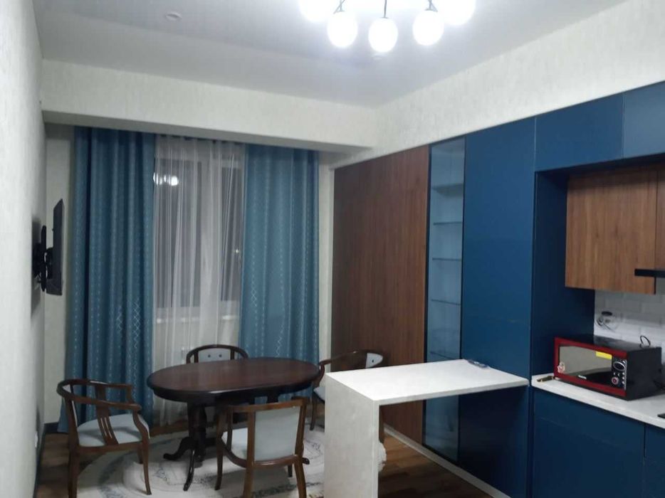 Toshkent mirobod tuman, 5 etajli dom 4 etaj , 1 xona studiya sotiladi
