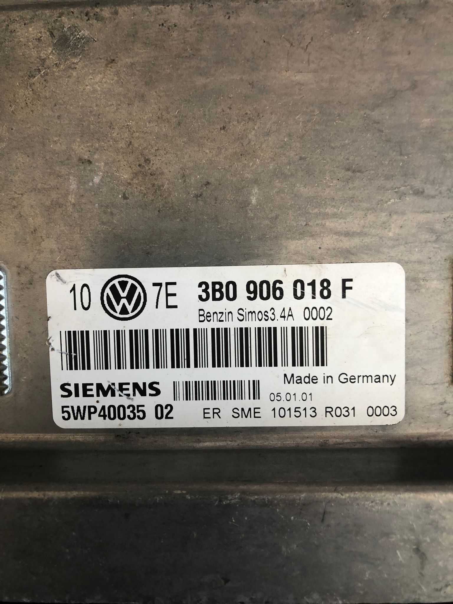 ECU Calculator motor VW Passat 1.6 3B0906018F 5WP40035 SIMOS 3.4A