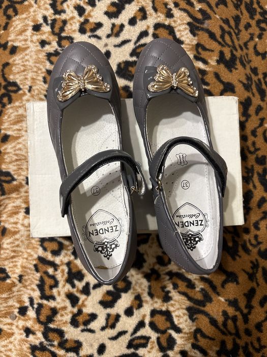 Туфли нарядные серые для девочки