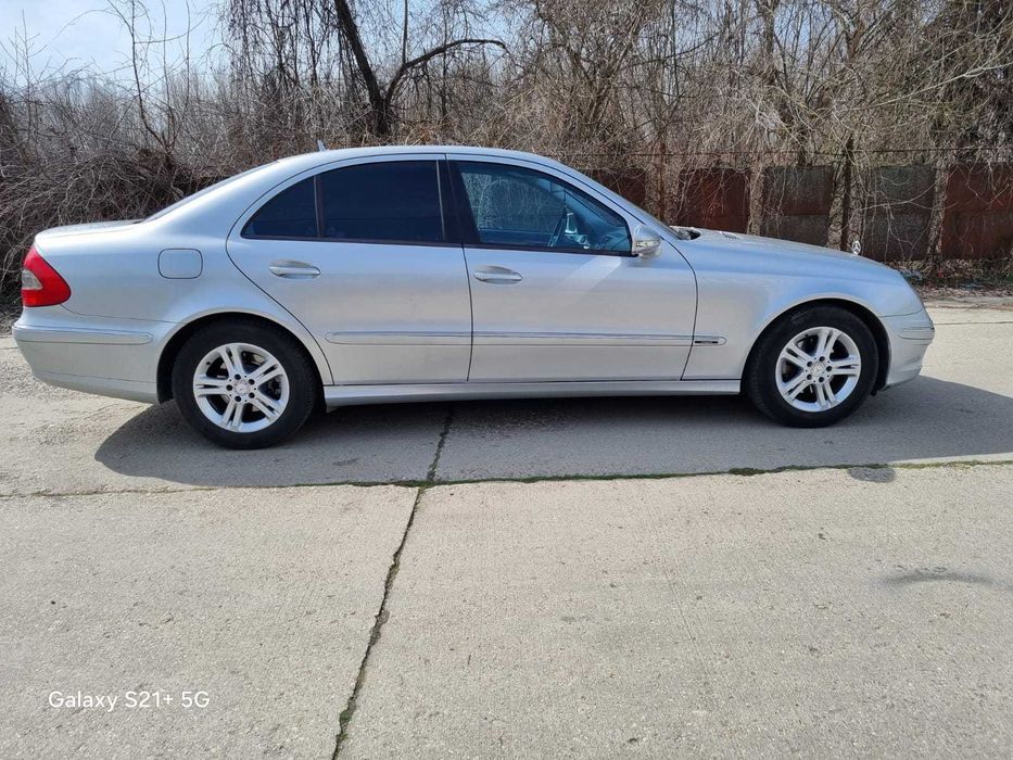 MERCEDES E220 W211 Avantgarde