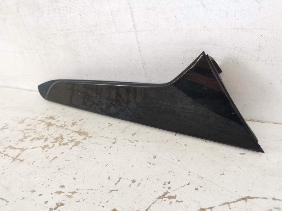 Орнамент Стълб Задна Дясна Ауди Q5 2 [фейслифт] [ - ] Оригинален В Доб