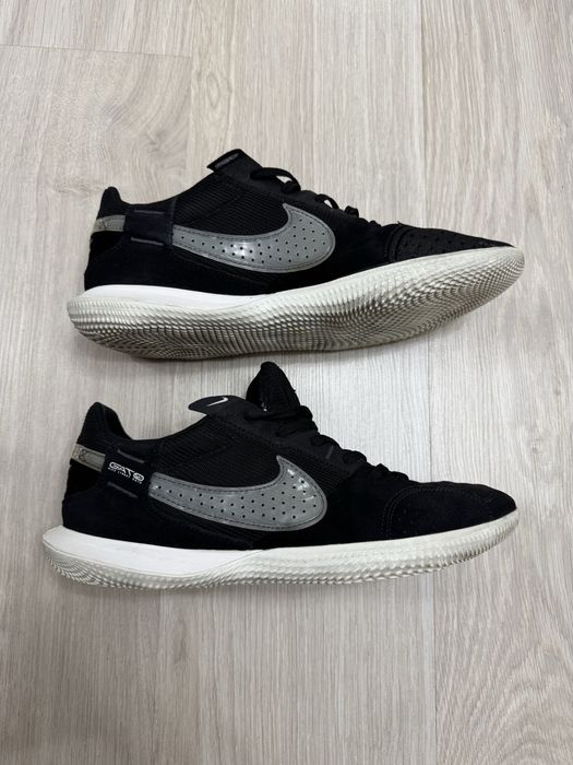 Продам футзалки Nike Street Gato