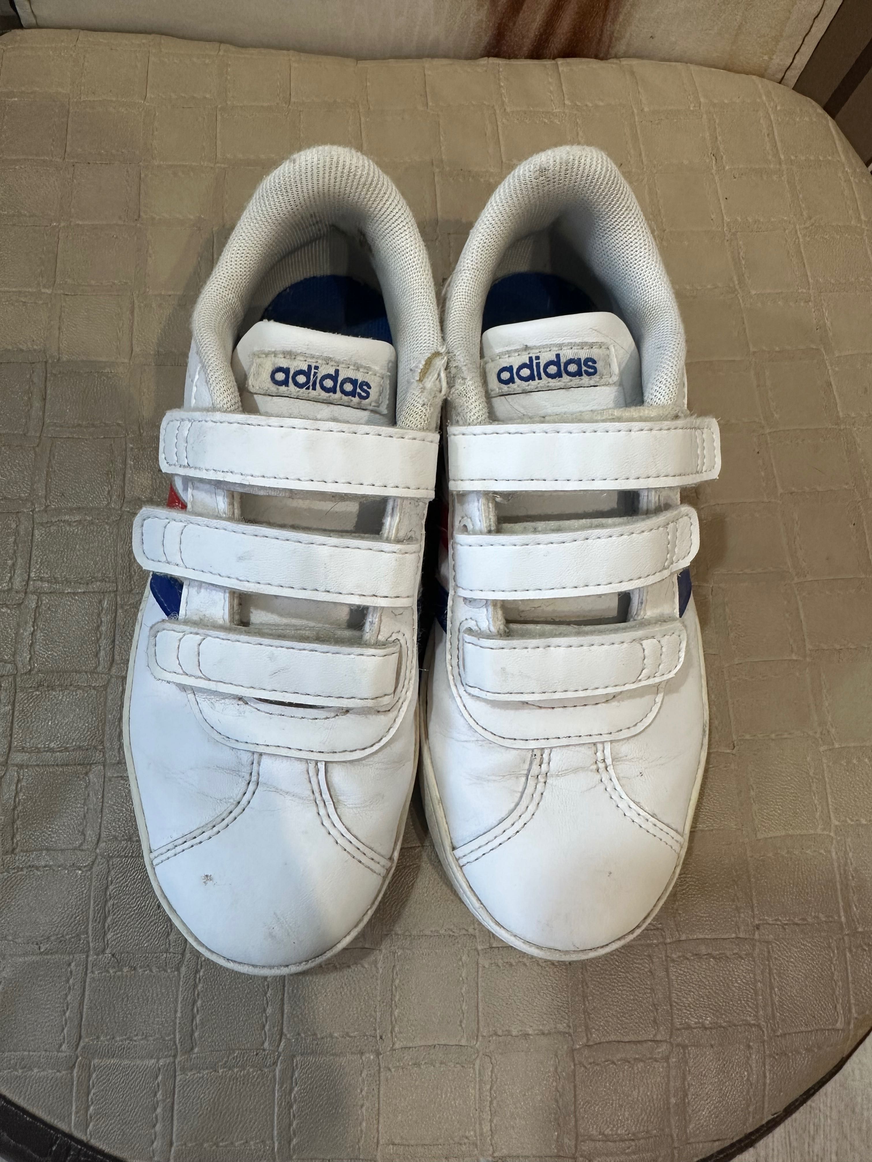 Детски маратонки Adidas номер 31,5, стелка 20 см