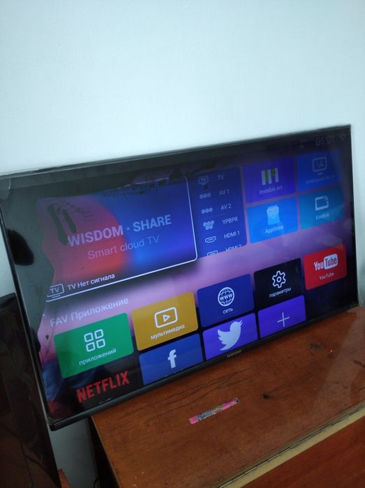 Продам  смарт тв