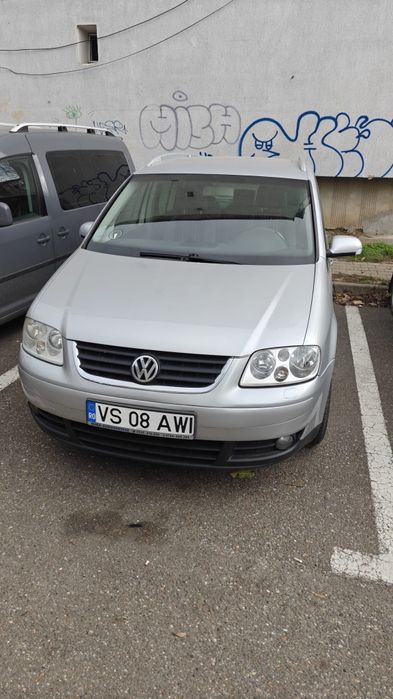 Vând vw Touran, 1.9 TDI, 105 cp, an 2005