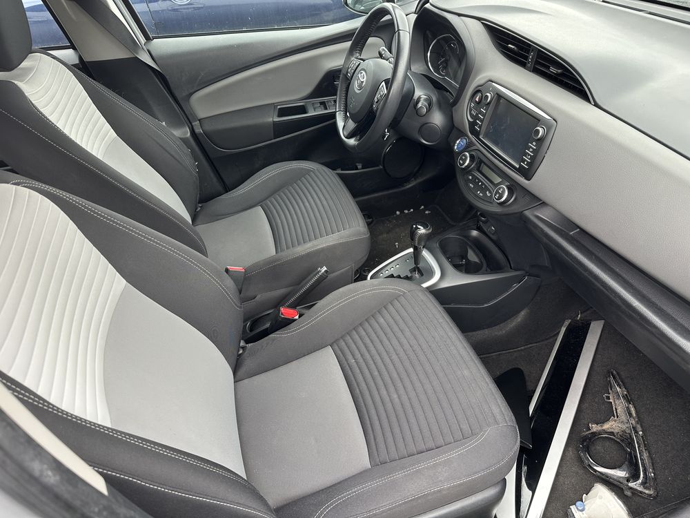 Toyota Yaris 2017 1.5 hybrid 100 кс НА ЧАСТИ!