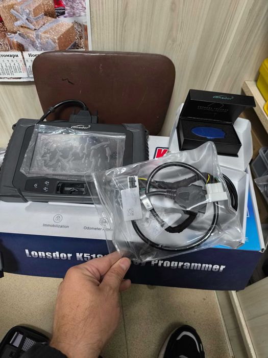 ключарски инструмент програматор за ключове LONSDOR K518ISE