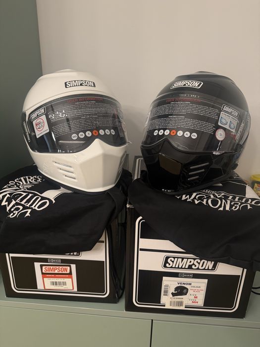 Casca Simpson Venom alb/negru M