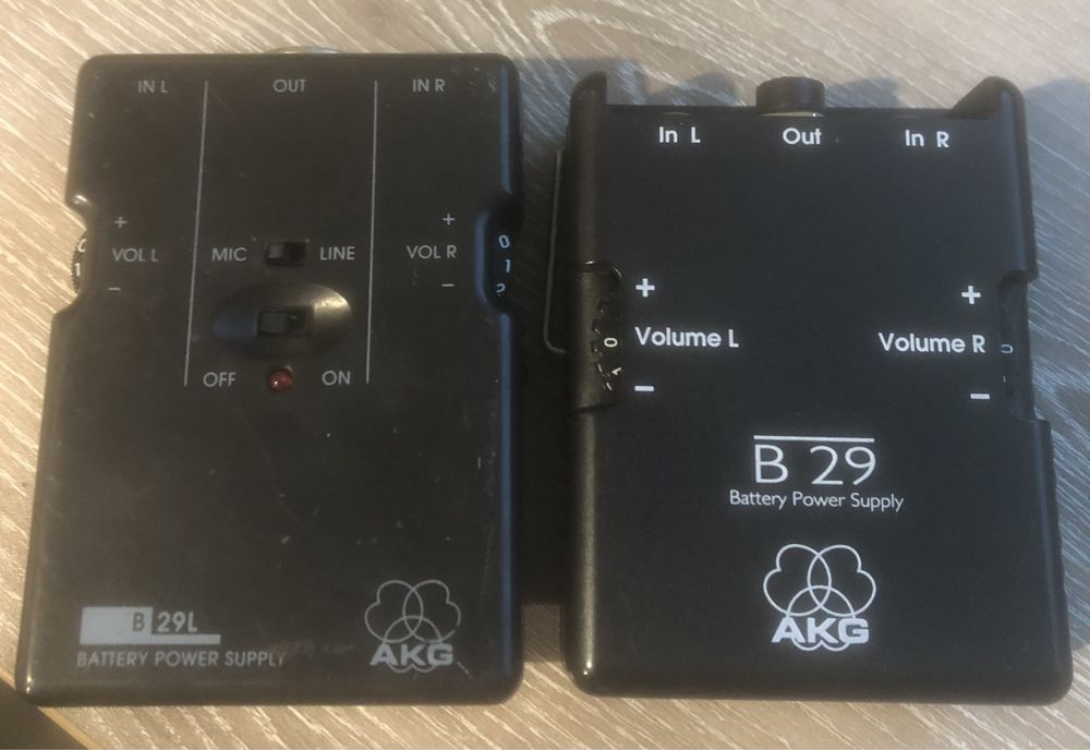 Vând 2 Phantom Power Supply AKG
