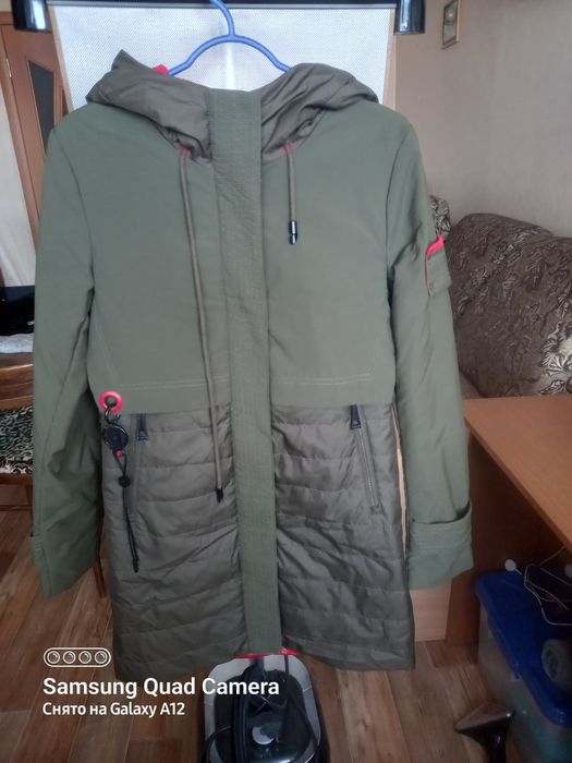Продам куртку, весна