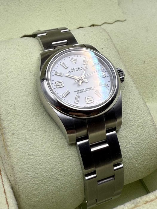 Ceas Rolex Oyster Perpetual 26 	176200 model 2022 in stare f buna