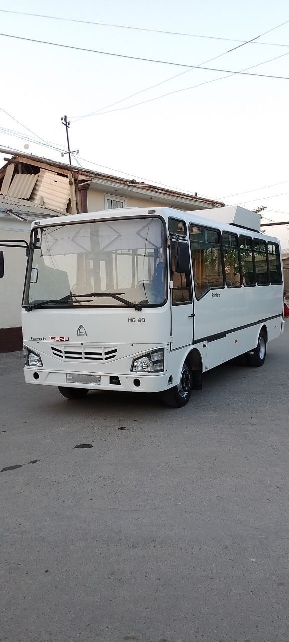 ISUZU HC40.   2019