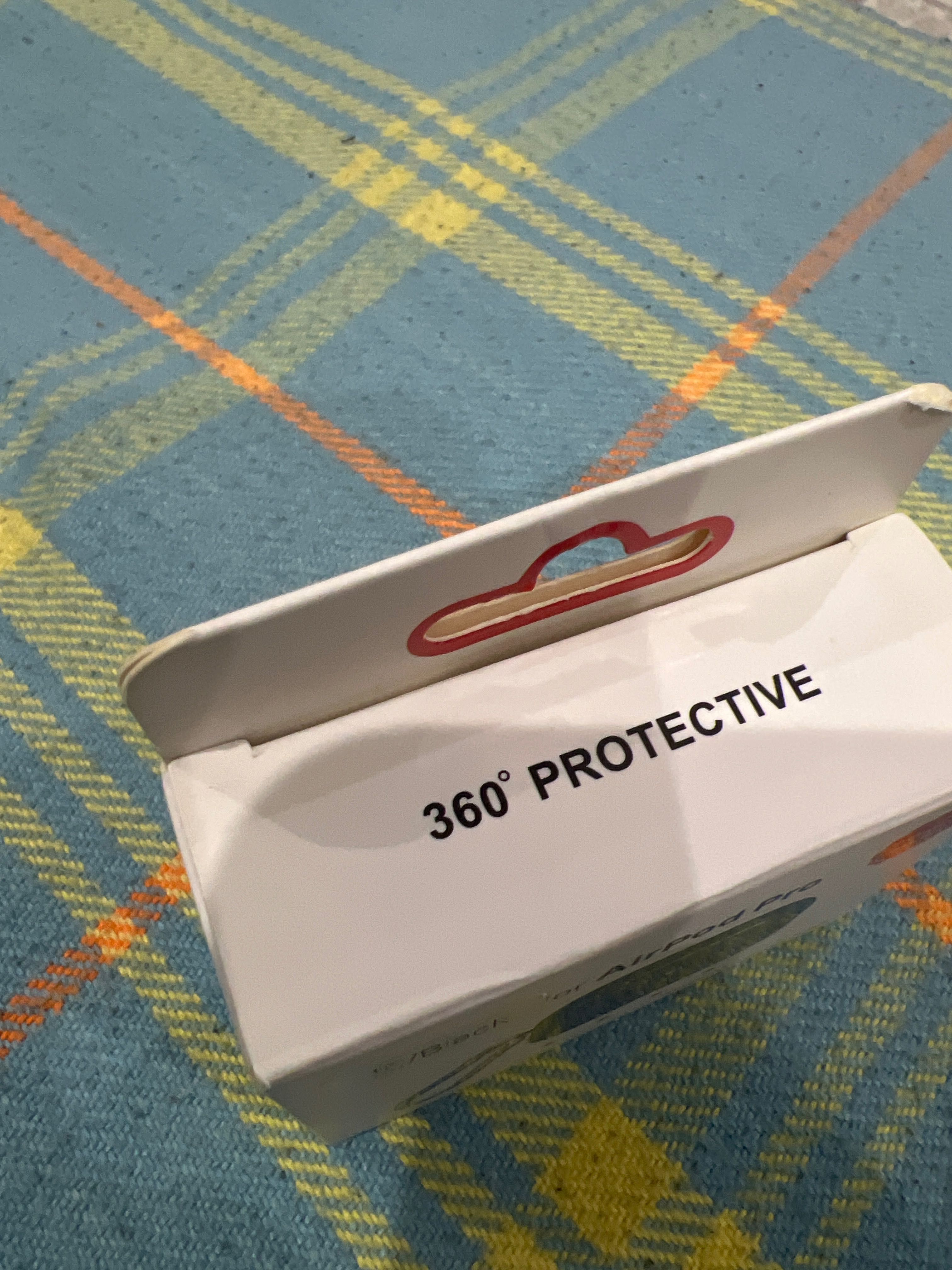 Продам чехол для AirPod Pro