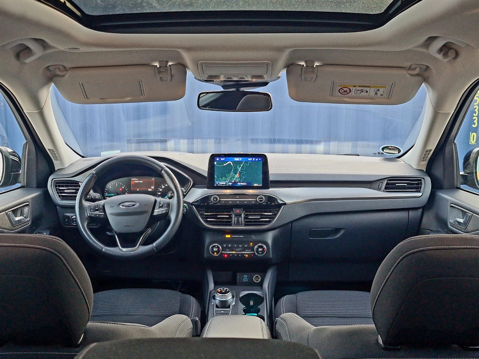 Ford KUGA TITANIUM Panoramic 190cp 4x4 Lane Side Assist LED HUD ACC