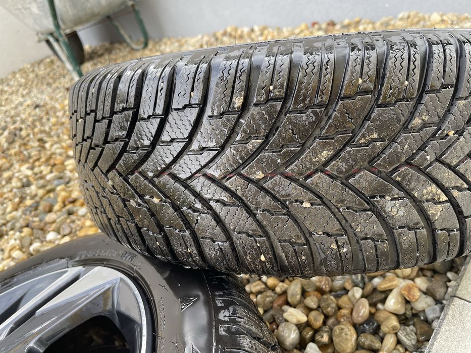 Jante Hyundai i20,i10,Bayon R16 Originale+ anvelope iarna