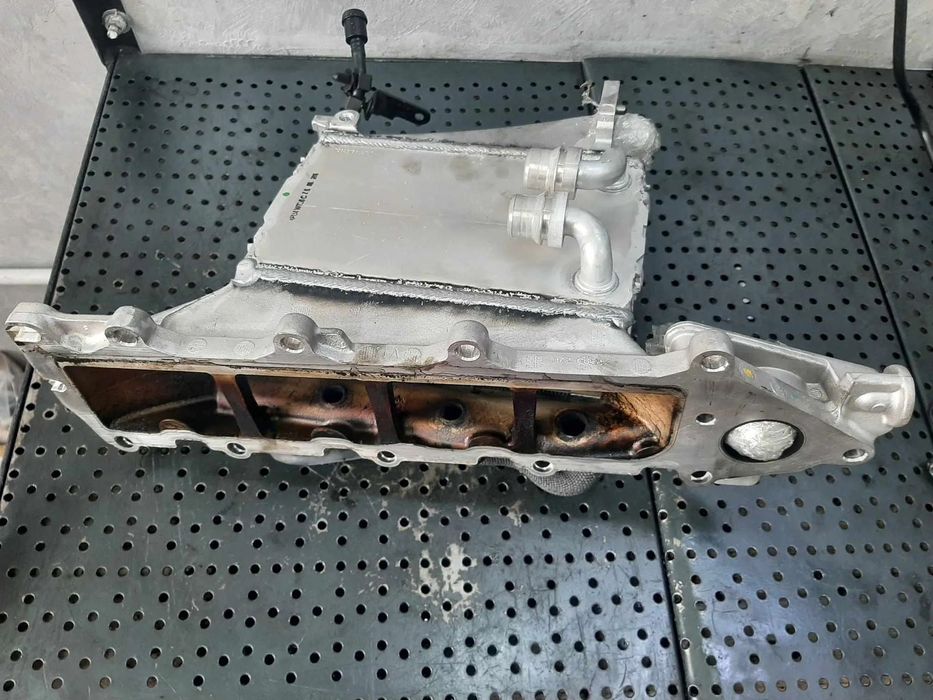 radiator intercooler audi q5  a4 b9 2.0 tdi det 04l129766as
