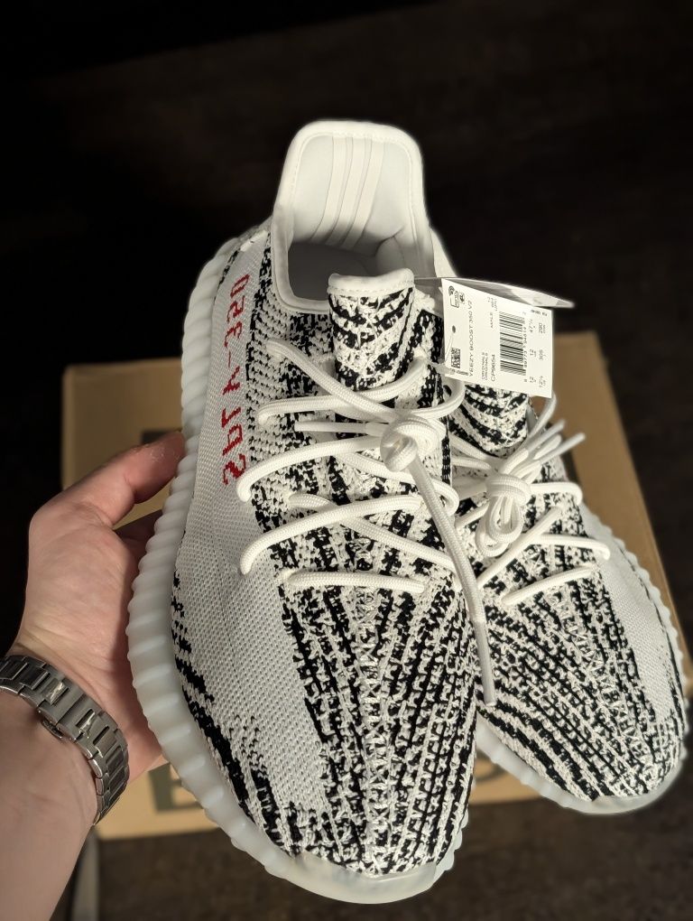 Yeezy 350v2 zebra 47