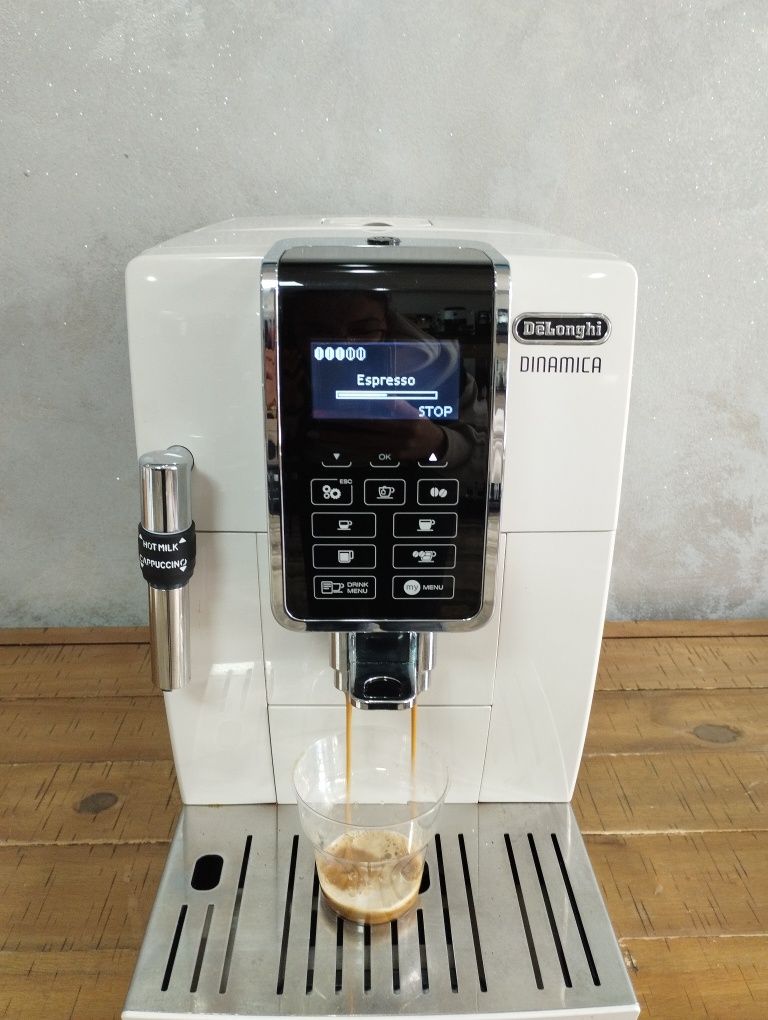 Espressor expresor cafea DeLonghi Dinamica Alb