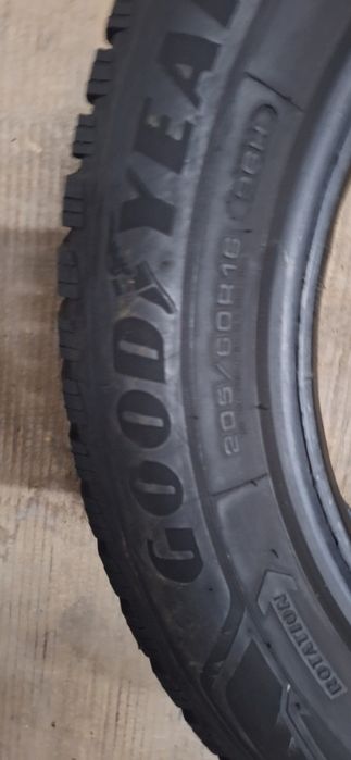 8мм! 2 бр 205 60 16 Goodyear ultragrip 9+