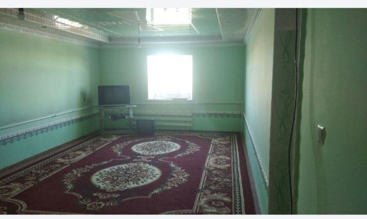 Икки каватли бино сотилади хамма жихозлари билан