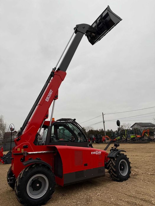 Incarcaror telescopic NOU 3,5t/7m Telehandler / Manitou Motor Yanmar