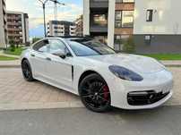 Porsche Panamera  Turbo executive  800 cp