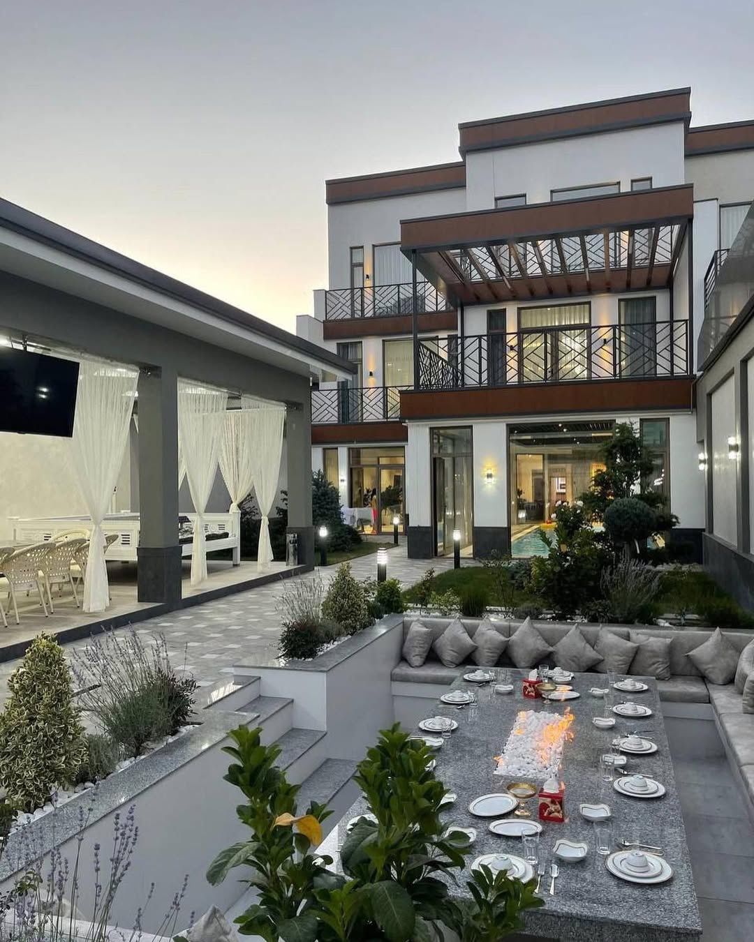Оилавий ва дўстлар учун «TRIO LUXURY VILLAS-3» 20 кишилик