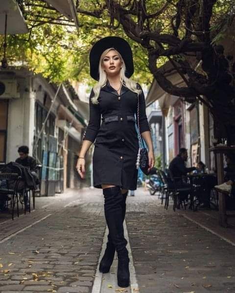 Черна рокля тип сако