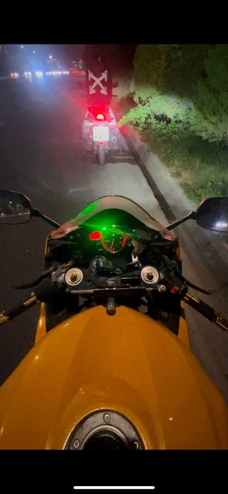 Срочно продается Yamaha YZF-R6 2014