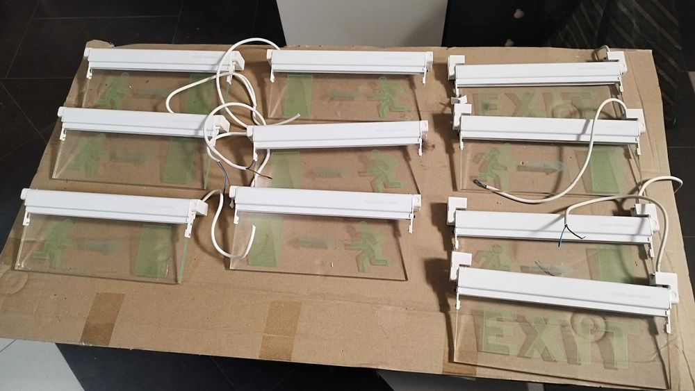 Аварино лед осветление olympia electronics  светещи табели за изход