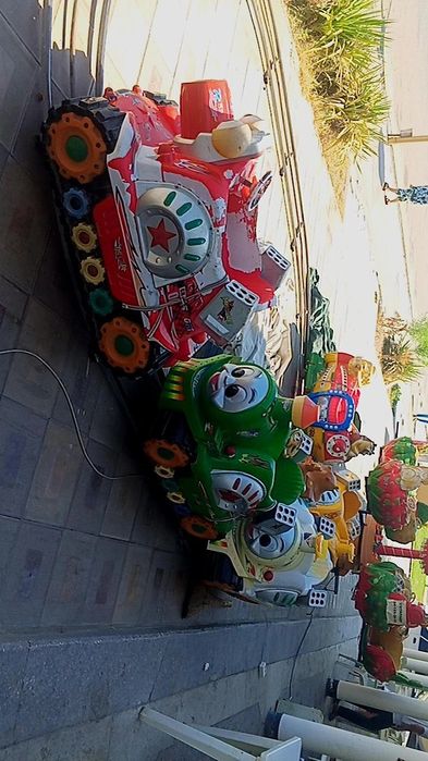 Детские аттракционы