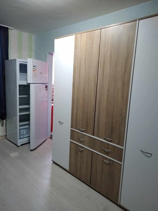 Vând garsonieră Dărmănești,zona buna,liniștită,in fata la Adridan