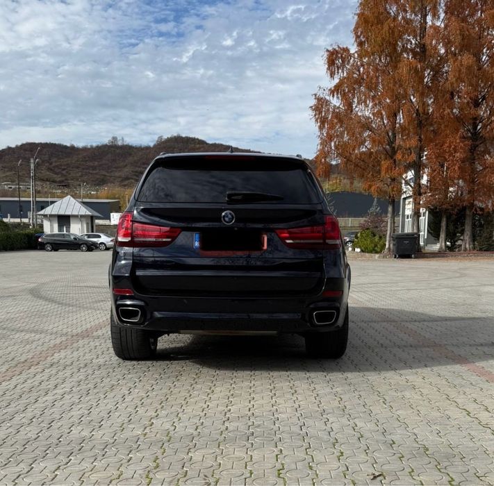 Vand autoturism marca BMW X5