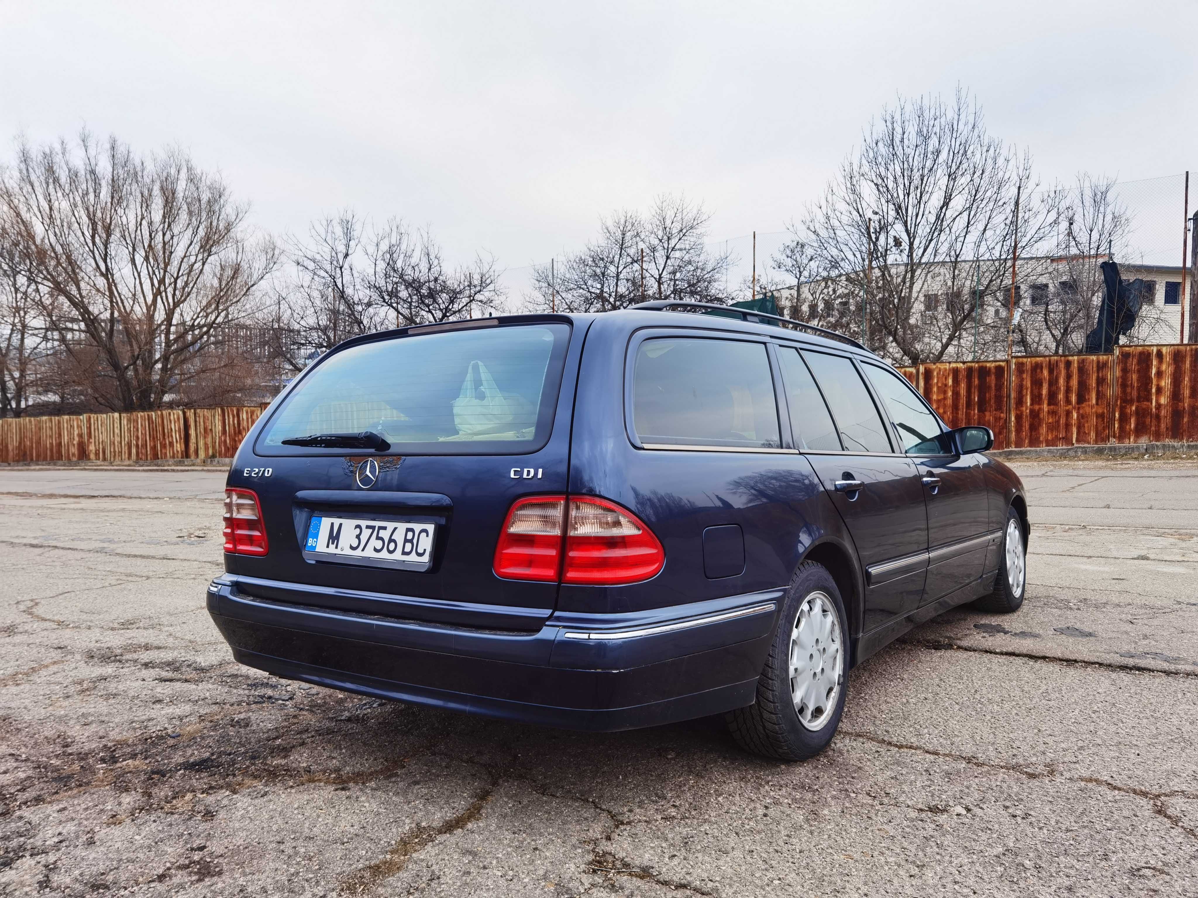 Продава се Mercedes E270